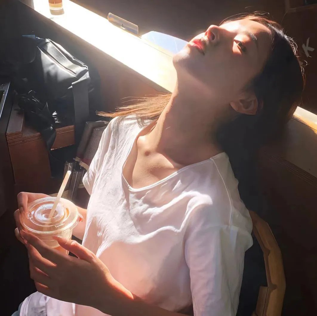 死亡青少年海报